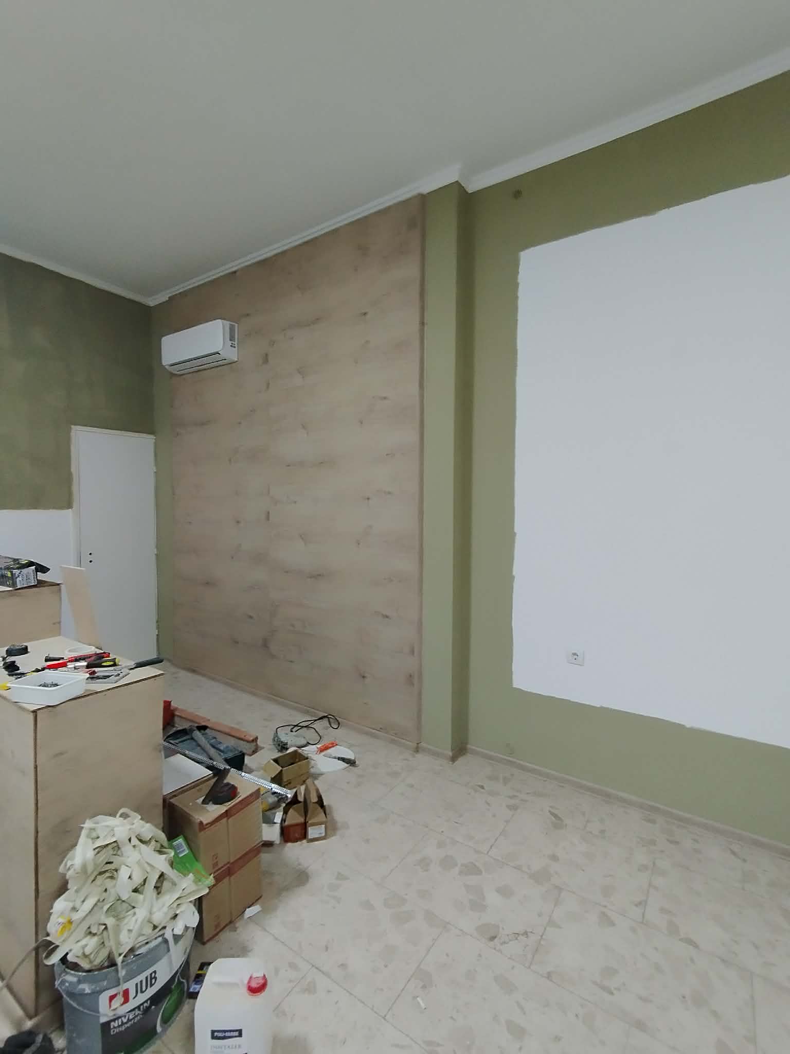 Kőműves munkák – burkolás, festés